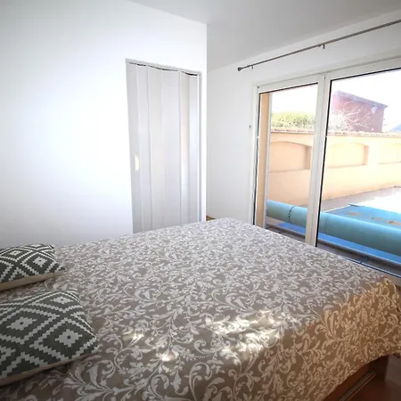 Villa 8 Personnes Avec Piscine