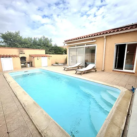 8 Personnes Avec Piscine Villa *